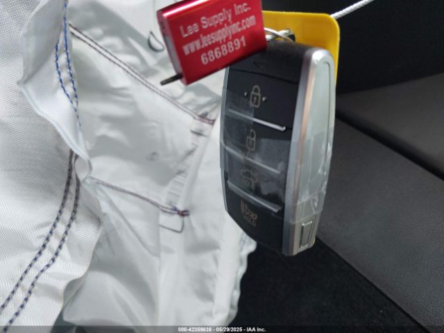 2017 GENESIS G90 KMHG34JA6HU025635 Photo 10