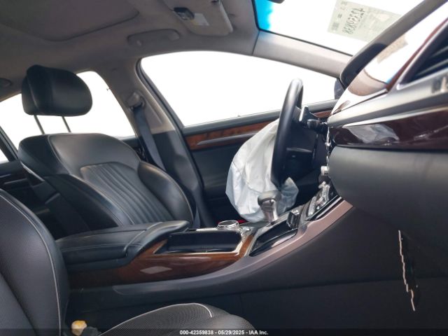 2017 GENESIS G90 KMHG34JA6HU025635 Photo 4