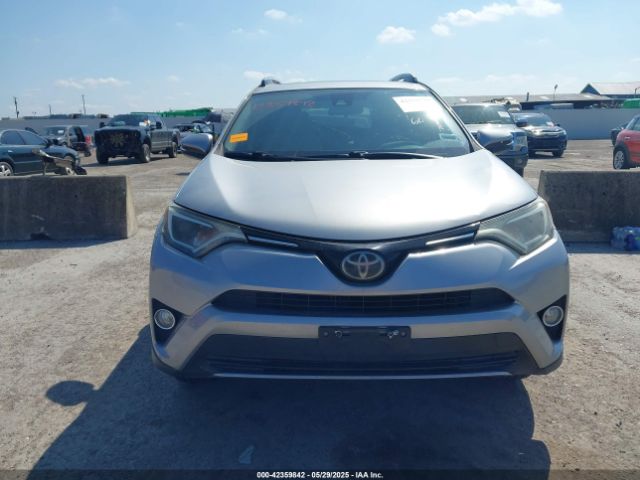 2T3WFREV3HW379892 Toyota Rav4 Xle