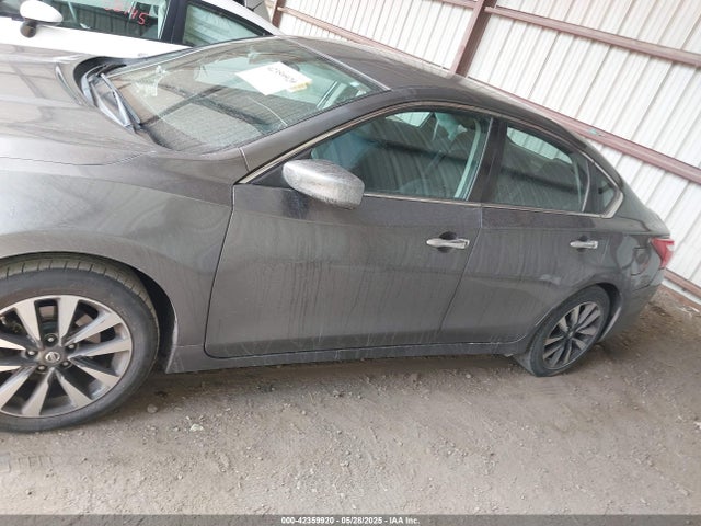 1N4AL3APXHC118713 Nissan 2017