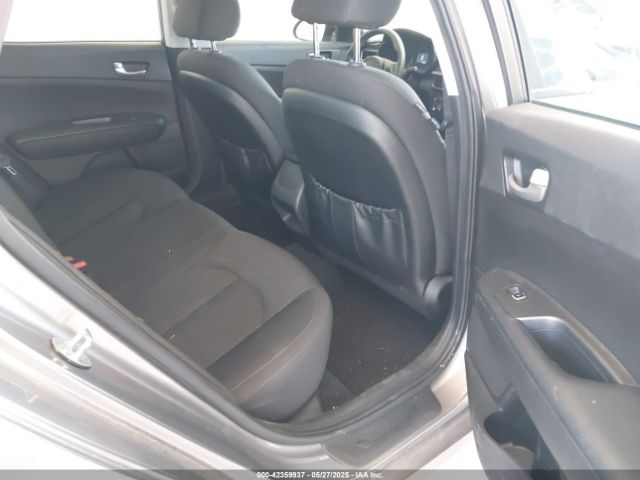 5XXGT4L30HG120703 KIA Optima Lx