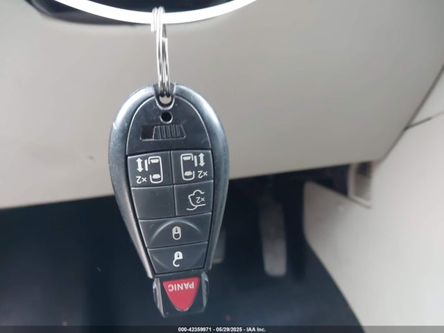 Chrysler 2014 2014 2C4RC1BG0ER215440 Image 11