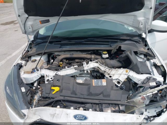 2018 FORD FOCUS 1FADP3FE7JL211008 Photo 9