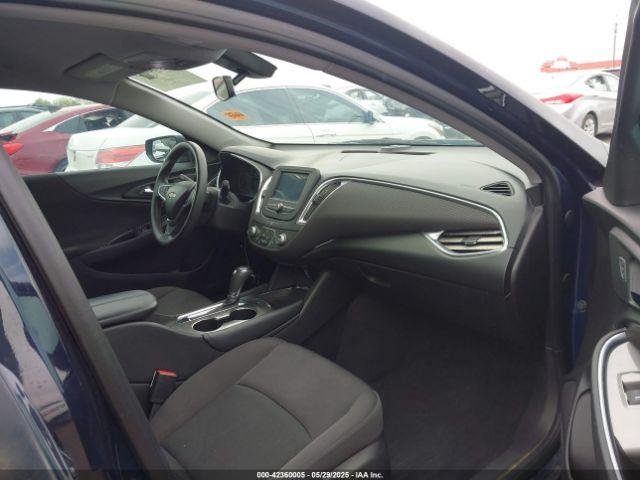 1G1ZE5ST6HF218975 Chevrolet MALIBU 1LT