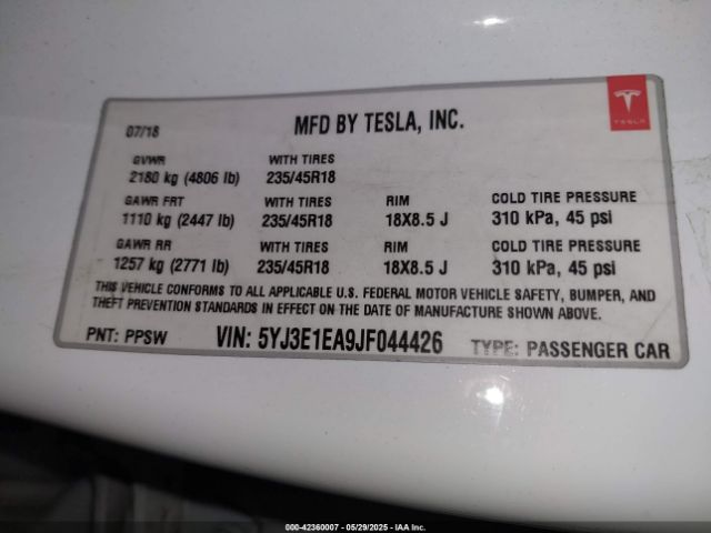 2018 TESLA MODEL 3 5YJ3E1EA9JF044426 Photo 8