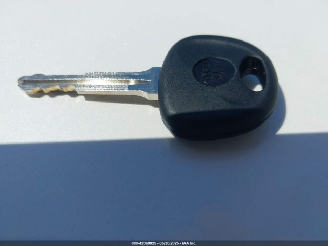 3KPFL4A78JE205935 KIA FORTE LX