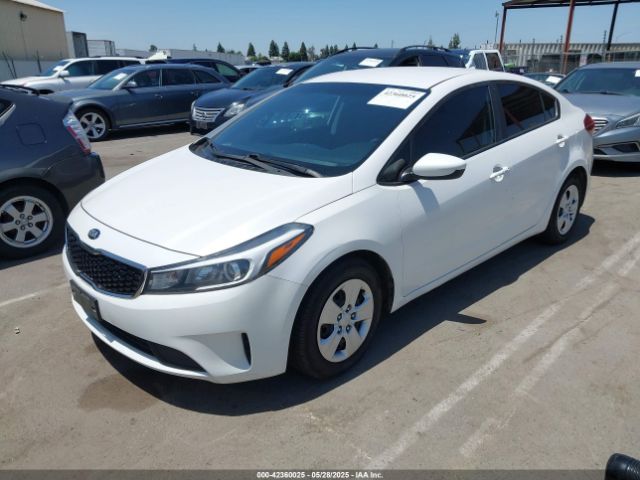 3KPFL4A78JE205935 KIA FORTE LX