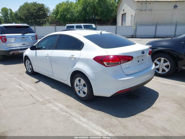 3KPFL4A78JE205935 KIA FORTE LX