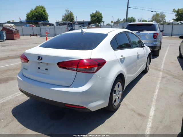 3KPFL4A78JE205935 KIA FORTE LX