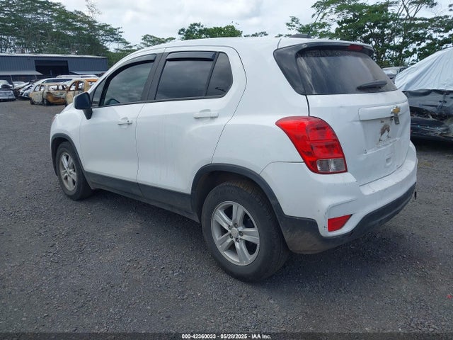 Chevrolet le2 2022 KL7CJKSM3NB524872 Image 3