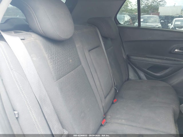 Chevrolet le2 2022 KL7CJKSM3NB524872 Image 8