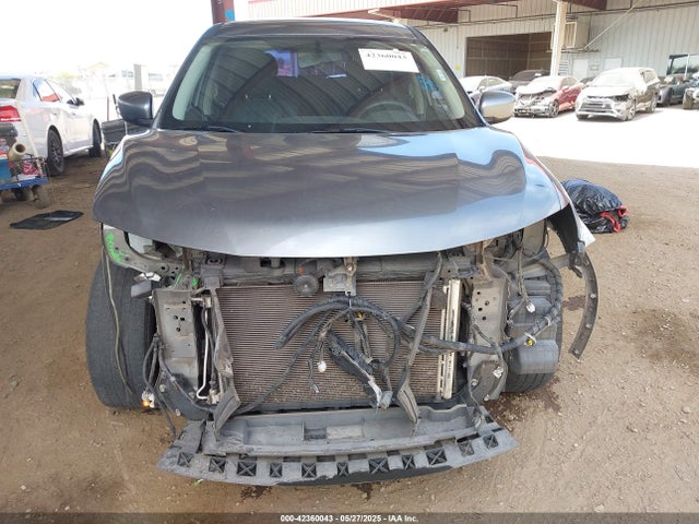 JN8AT2MTXGW017881 Nissan 2016