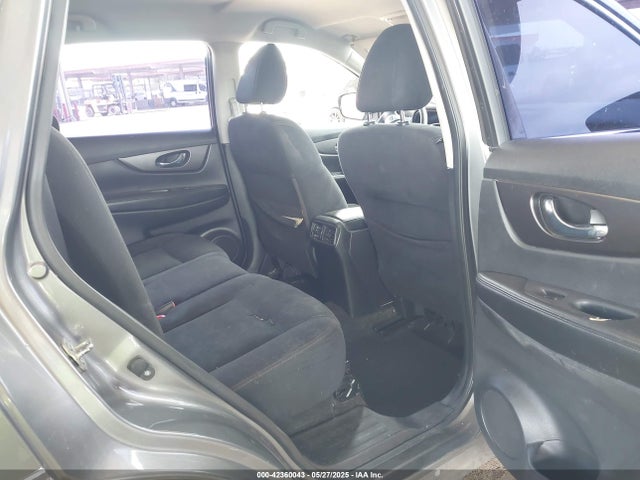 JN8AT2MTXGW017881 Nissan 2016