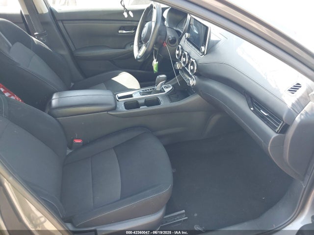 3N1AB8CV6MY269509 Nissan Sentra Sv Xtronic Cvt