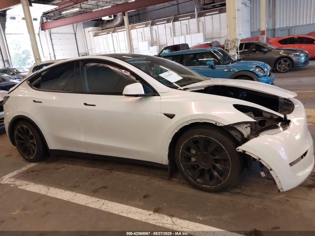 7SAYGDEE7PF936772 Tesla Model Y