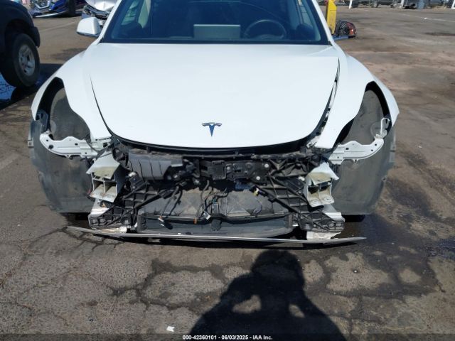 2018 TESLA MODEL 3 5YJ3E1EA1JF051001 Photo 5