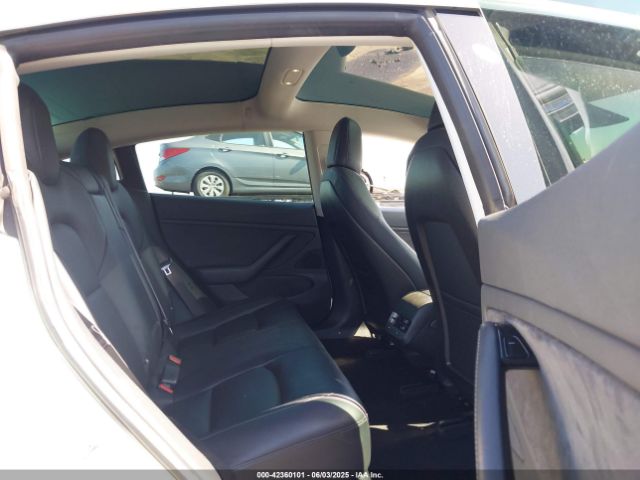 2018 TESLA MODEL 3 5YJ3E1EA1JF051001 Photo 7