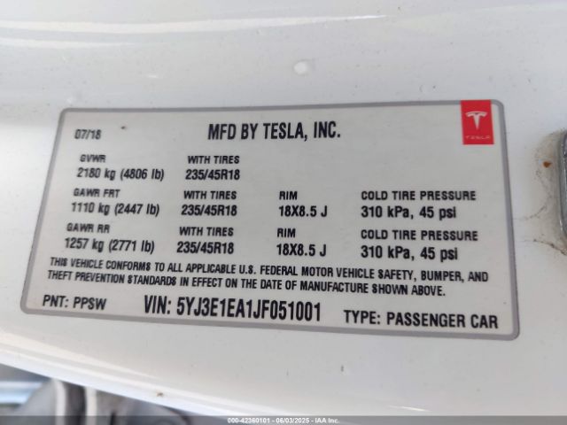 2018 TESLA MODEL 3 5YJ3E1EA1JF051001 Photo 8