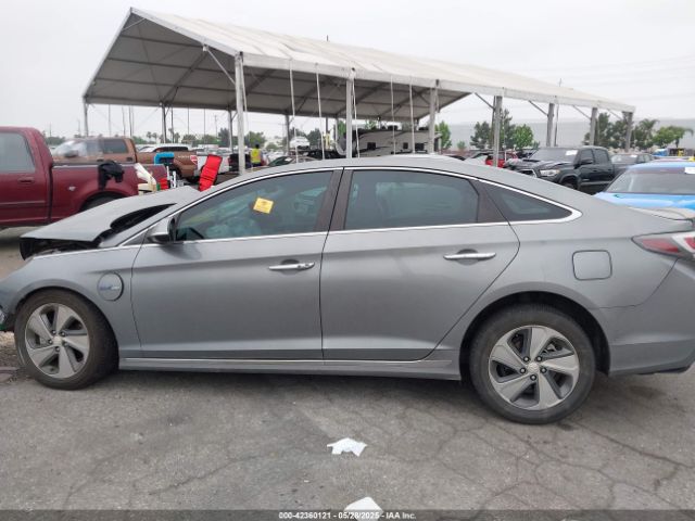 KMHE54L2XHA071574 Hyundai 2017