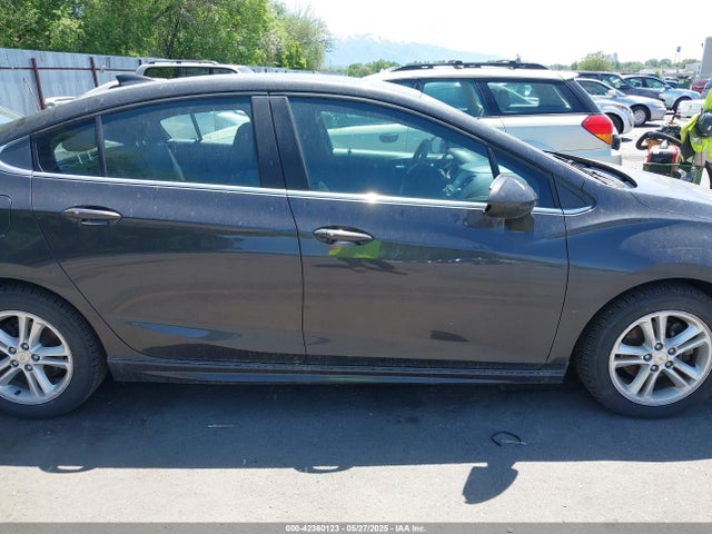 1G1BE5SM4H7186015 Chevrolet Cruze Lt Auto