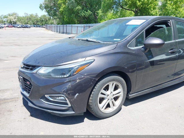 1G1BE5SM4H7186015 Chevrolet Cruze Lt Auto