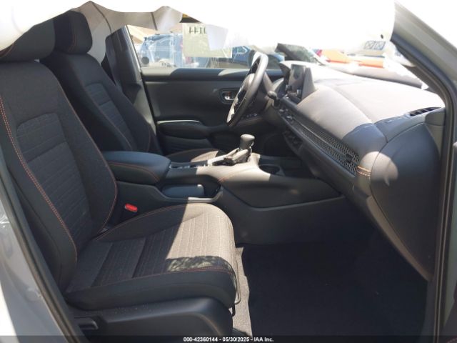 2024 HONDA HR-V 3CZRZ1H52RM729575 Photo 4