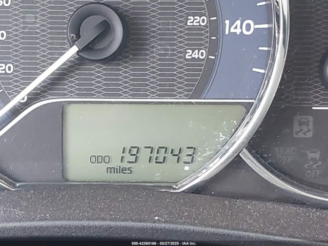 5YFBURHE6FP223076 Toyota COROLLA LE