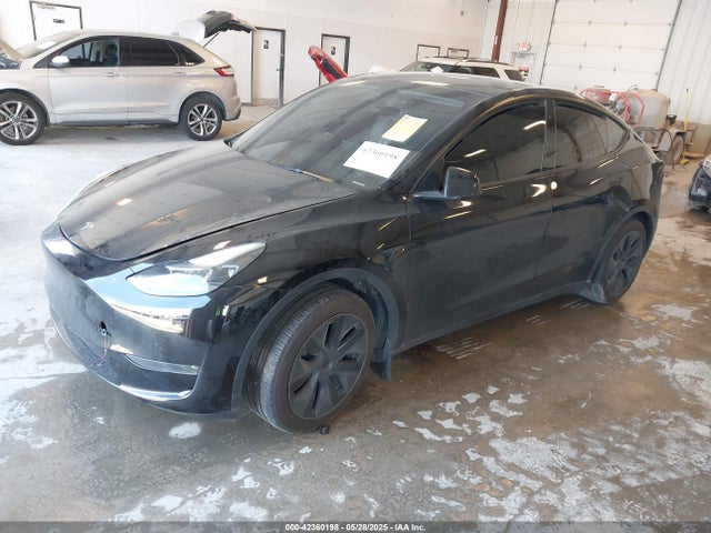 2024 TESLA MODEL Y 7SAYGDEE9RA302640 Photo 1