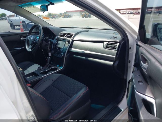 4T1BF1FK4FU093950 Toyota CAMRY SE