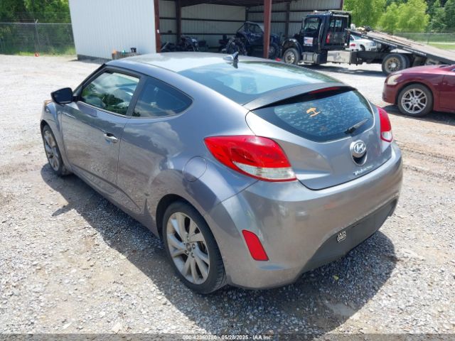 KMHTC6AD6GU256733 Hyundai Veloster