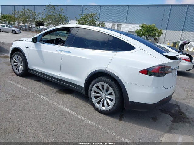 Tesla 2021 2021 5YJXCDE27MF322200 Image 3