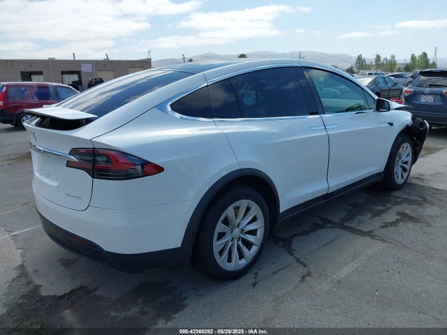 Tesla 2021 2021 5YJXCDE27MF322200 Image 4