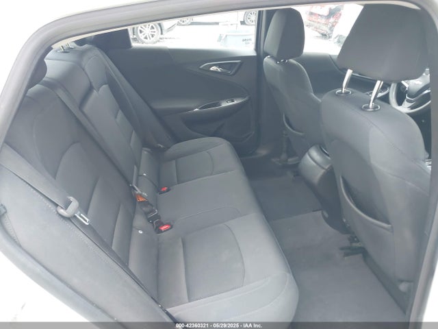 1G1ZB5ST4GF208226 Chevrolet MALIBU LS