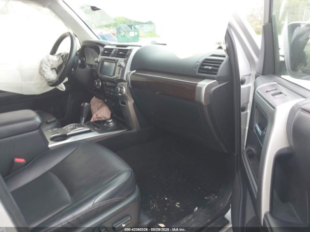 2015 TOYOTA 4RUNNER JTEBU5JR6F5205207 Photo 4
