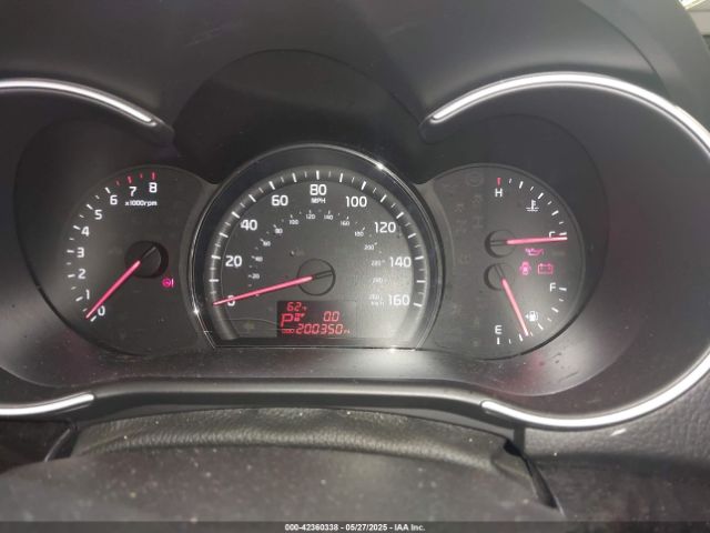 5XYKT3A60EG479896 KIA SORENTO LX