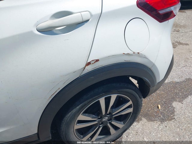 3N1CP5CU1KL485214 Nissan KICKS SR