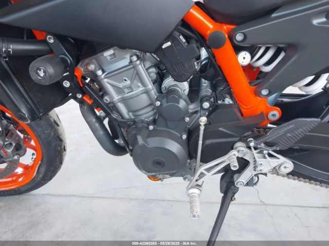 2021 KTM 890 VBKTU9402MM806189 Photo 8