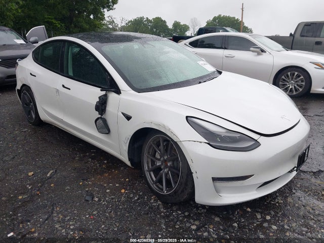 2021 TESLA MODEL 3 5YJ3E1EB1MF973992 Photo 0