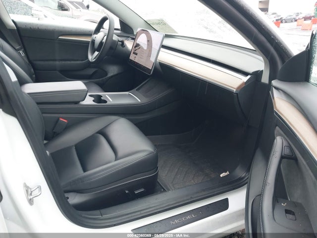 2021 TESLA MODEL 3 5YJ3E1EB1MF973992 Photo 4