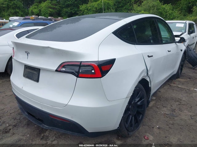 2020 TESLA MODEL Y 5YJYGDEE7LF042987 Photo 3
