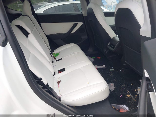 2020 TESLA MODEL Y 5YJYGDEE7LF042987 Photo 7