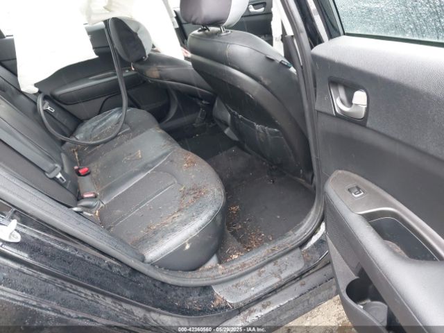 5XXGT4L33JG189164 KIA Optima S