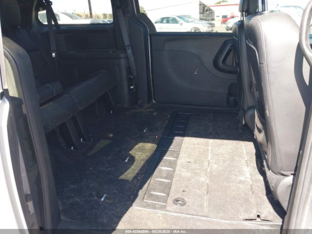 2C4RDGEG7HR674447 Dodge Grand Caravan Gt