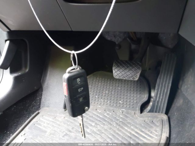 3VWD17AJ2EM273523 Volkswagen Jetta 1.8t Se
