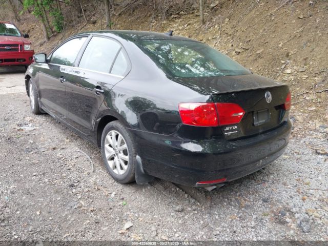 3VWD17AJ2EM273523 Volkswagen Jetta 1.8t Se