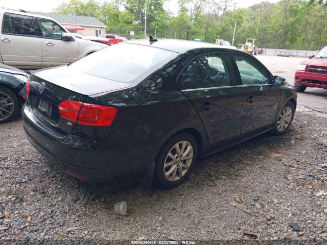 3VWD17AJ2EM273523 Volkswagen Jetta 1.8t Se