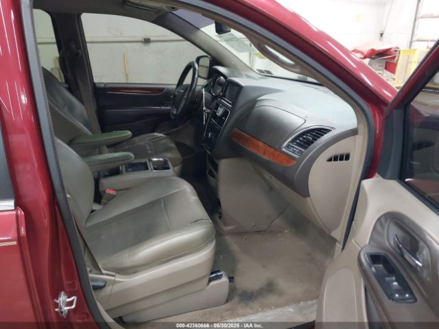 2C4RC1BG9ER438673 Chrysler Town & Country Touring