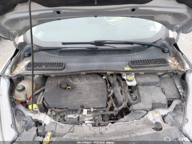 1FMCU9GD2HUE61733 Ford ESCAPE SE