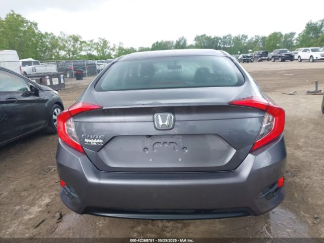19XFC2F57JE001798 Honda Civic Lx