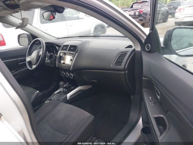 4A4AR4AU3EE015890 Mitsubishi Outlander Sport Se